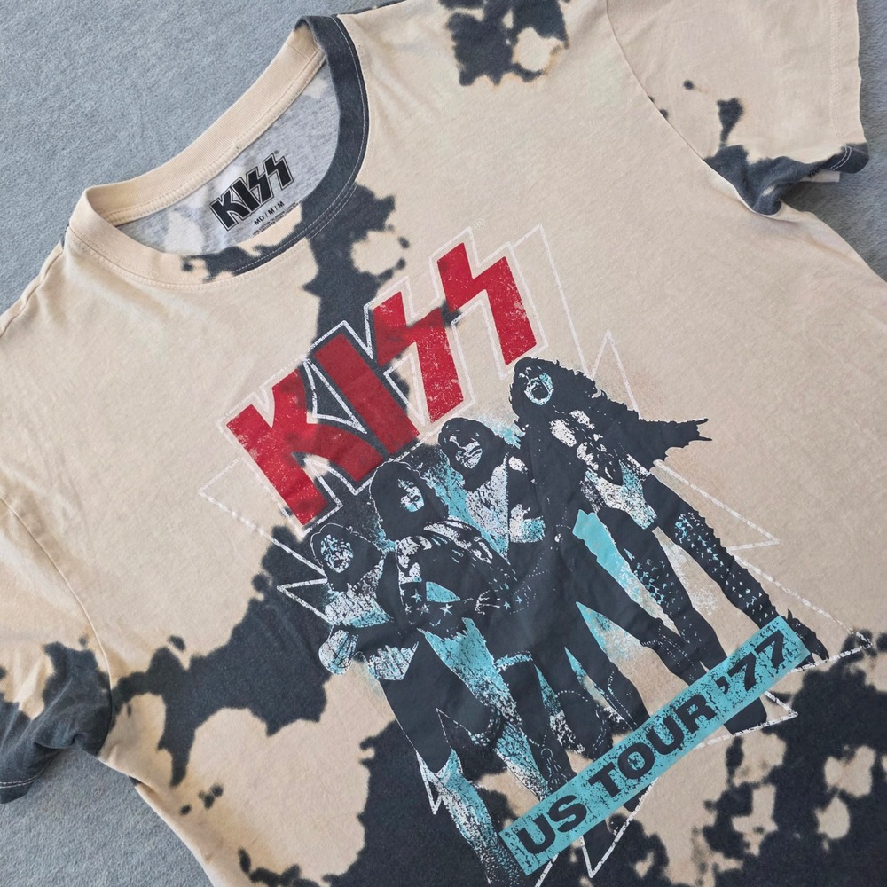 KISS US Tour 77 Graphic T-Shirt Mens Medium Bleach Wash Tie Dye Mad Engine Tan